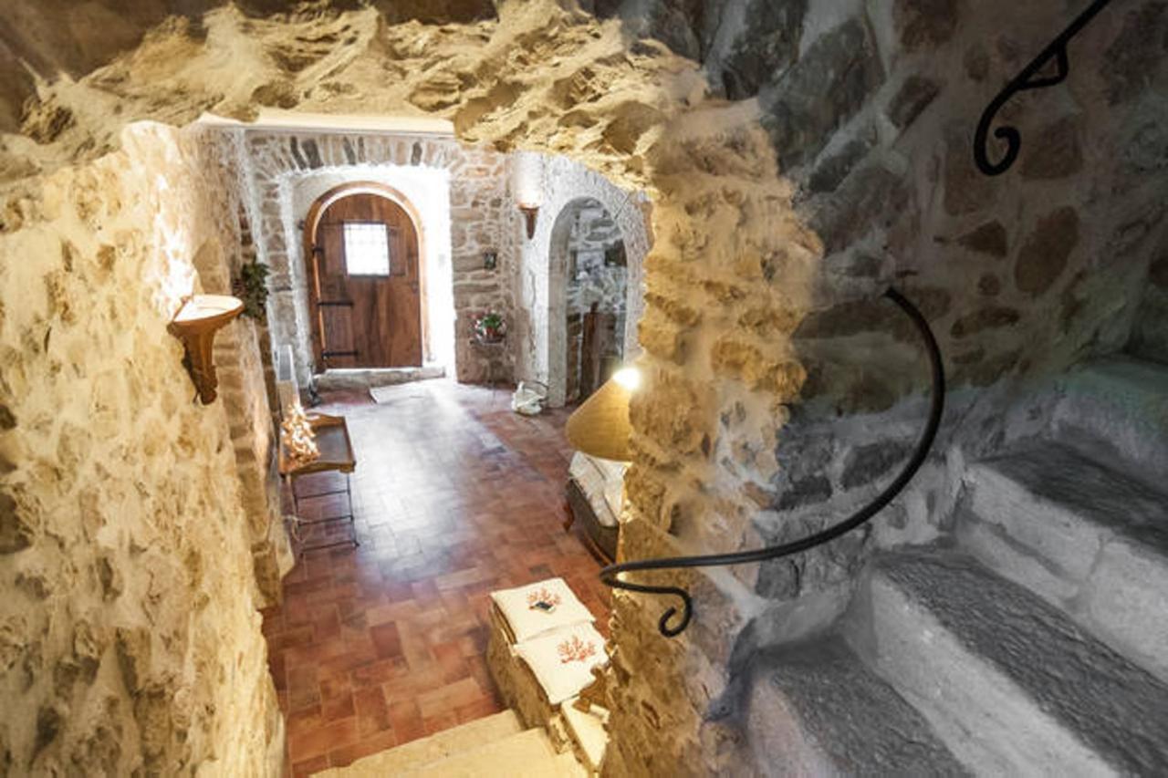 B&B Milleunapietra Romantic Guest House Ausonia Buitenkant foto